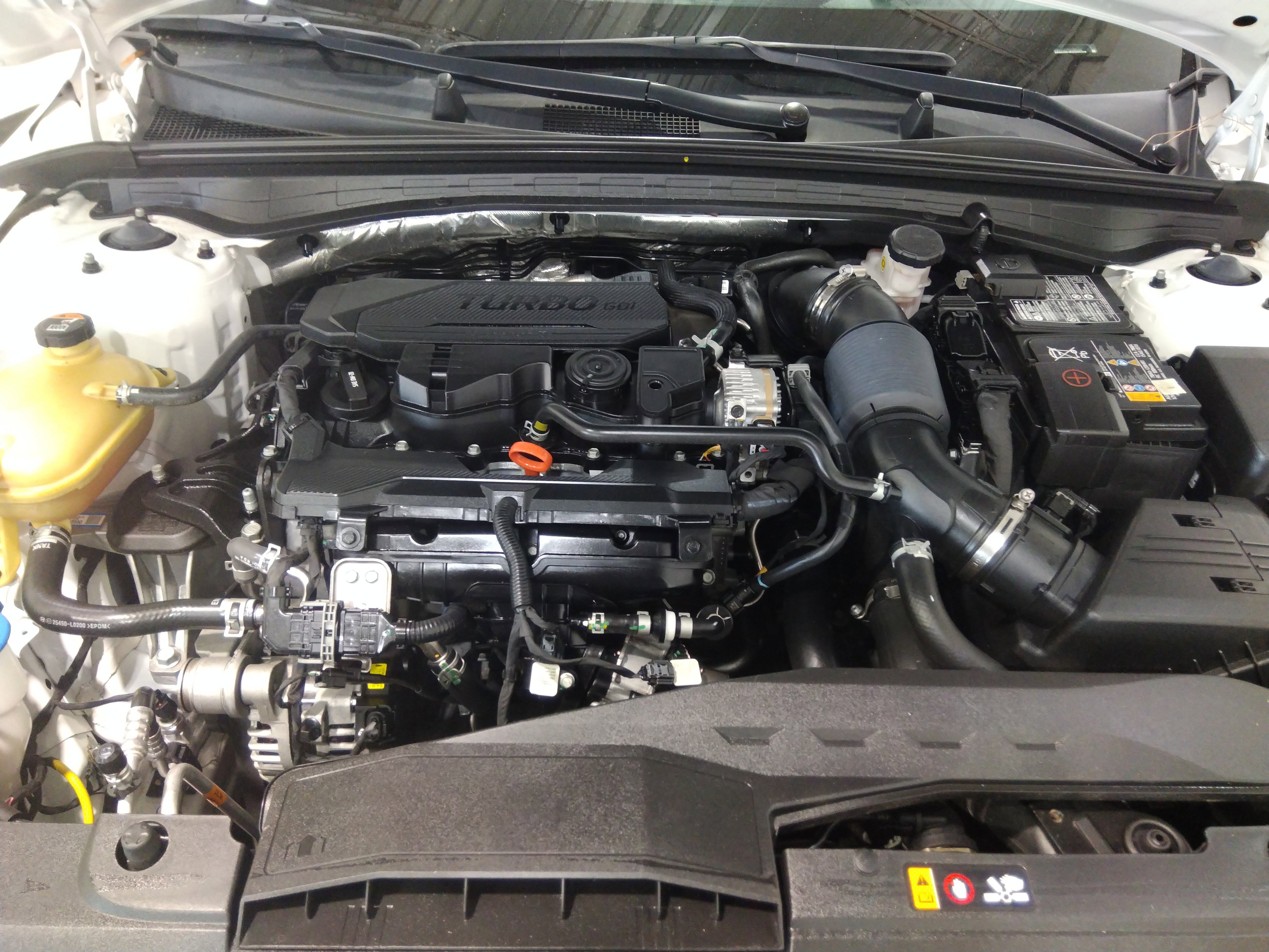 Vehicle image 6 of 23