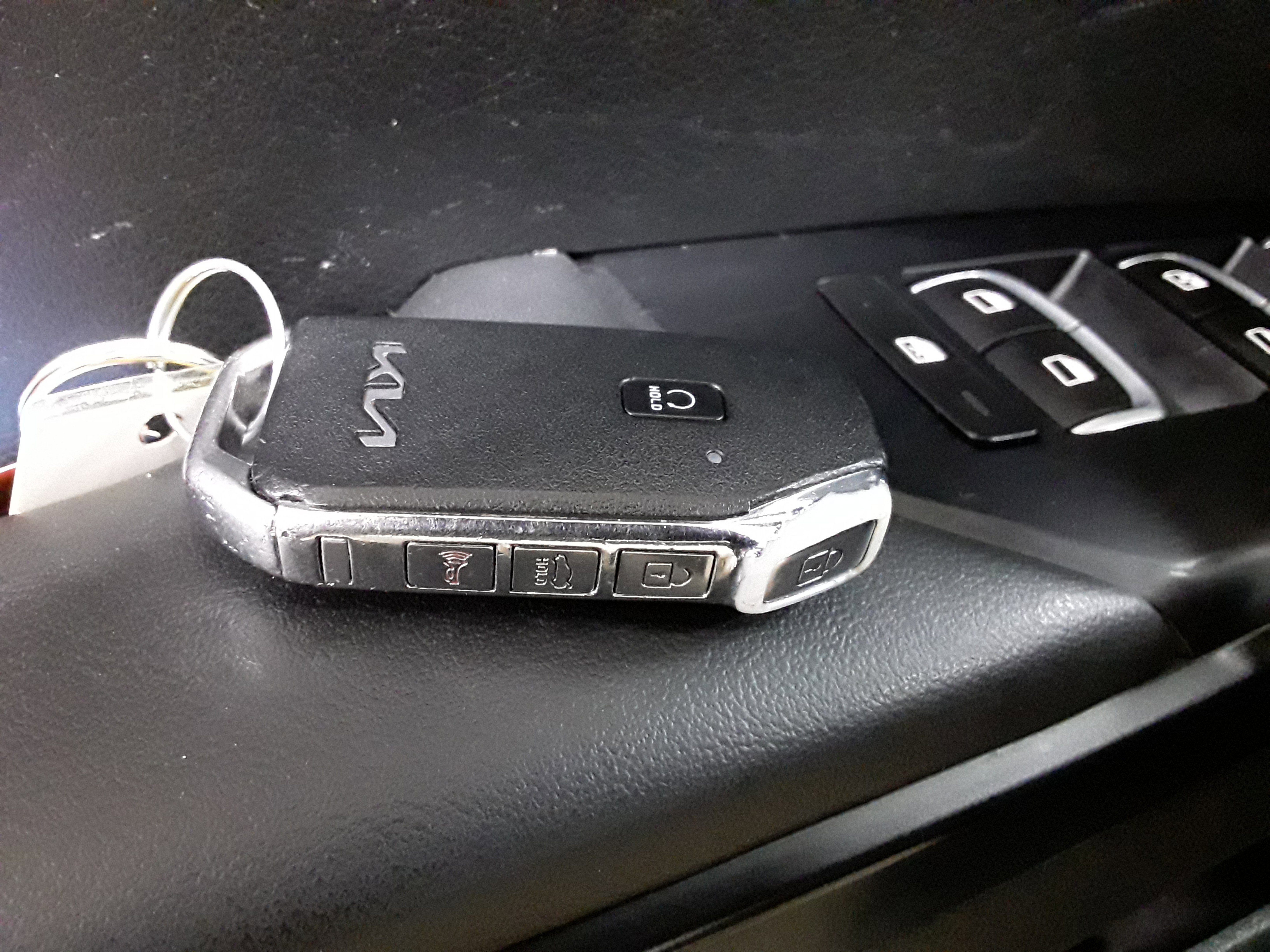 Vehicle image 20 of 23