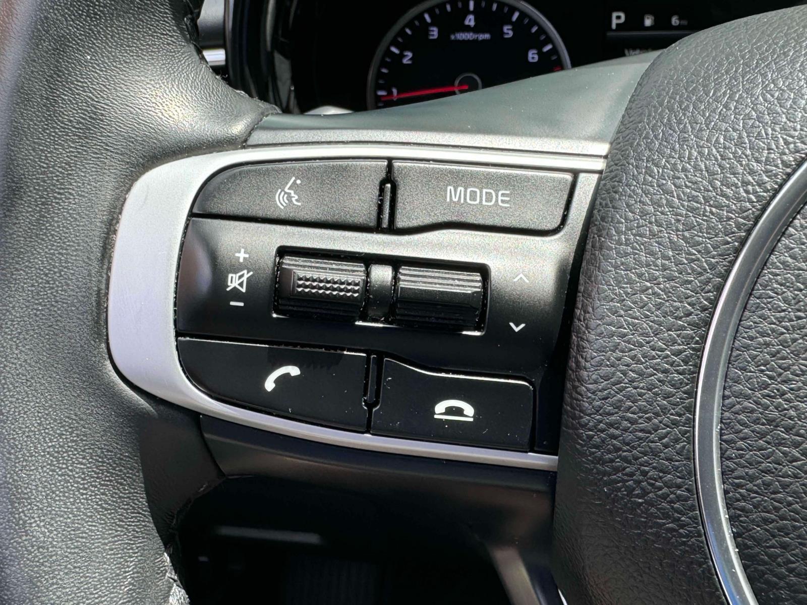 Vehicle image 29 of 30
