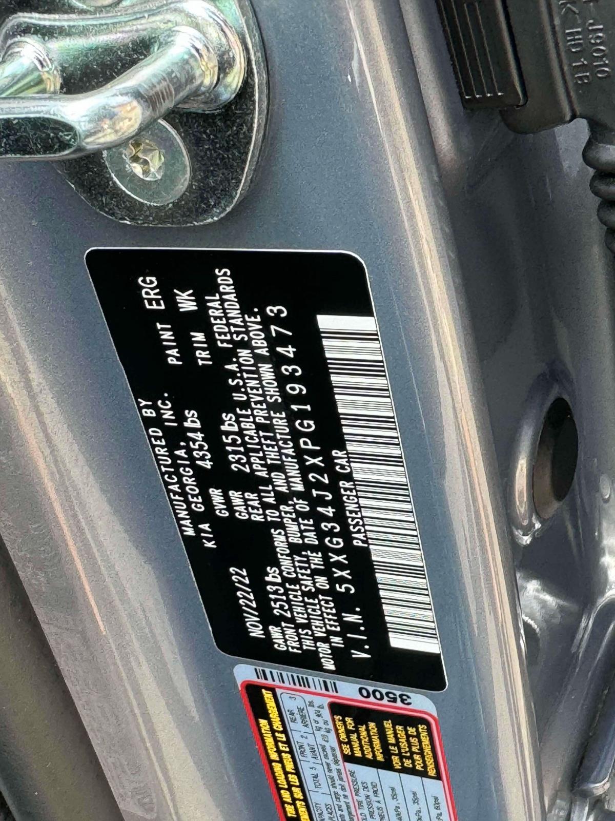 Vehicle image 23 of 30