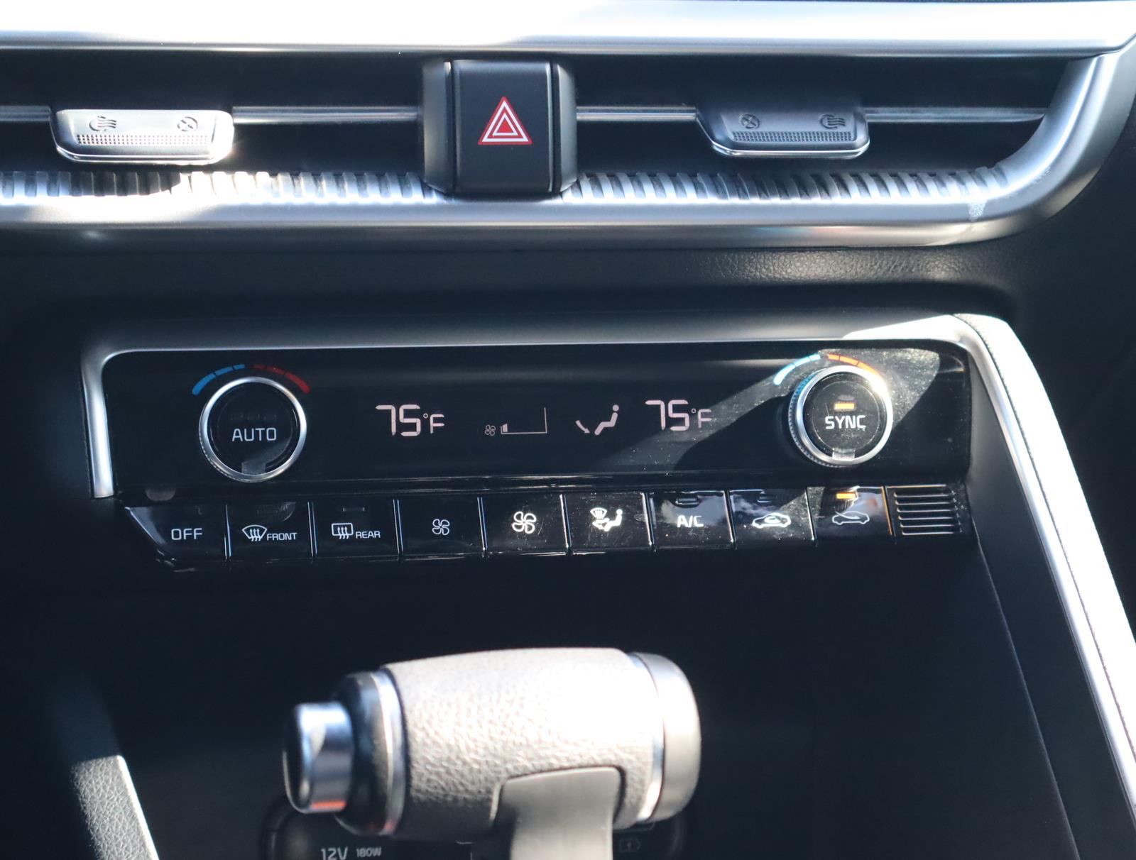Vehicle image 10 of 15