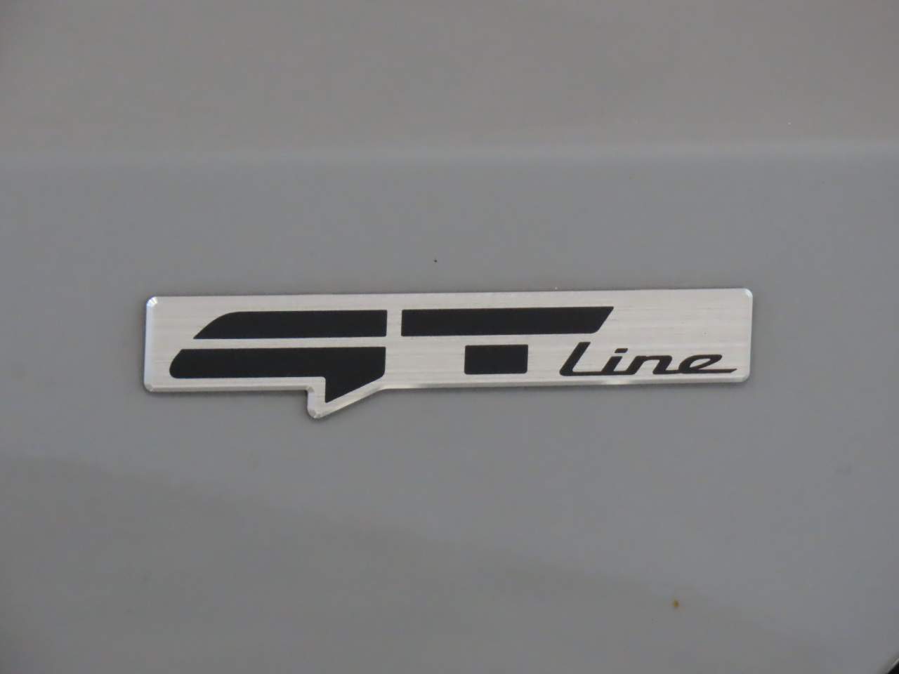 Vehicle image 17 of 17