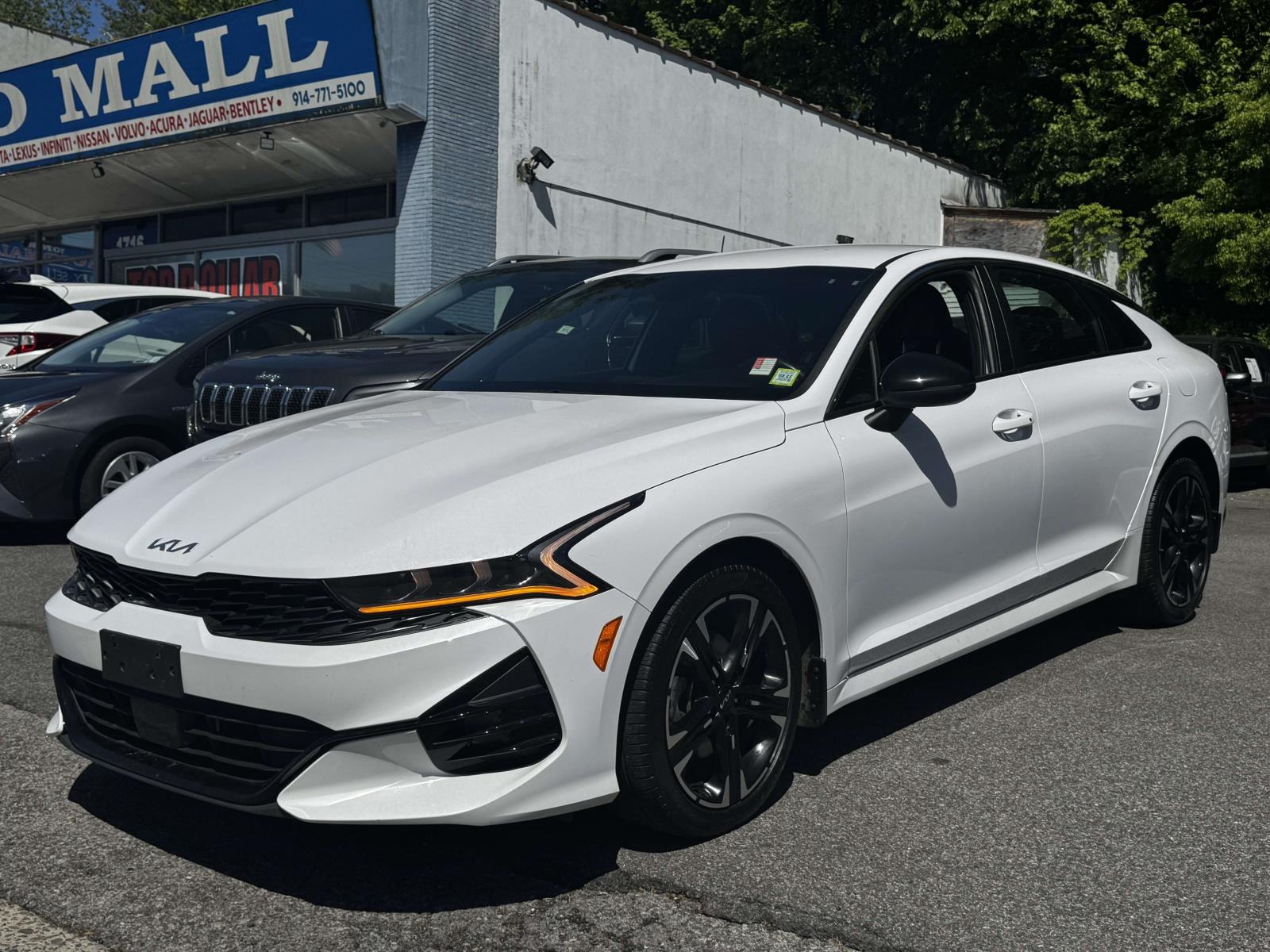 2023 Kia K5 GT-Line Image 1 of 27