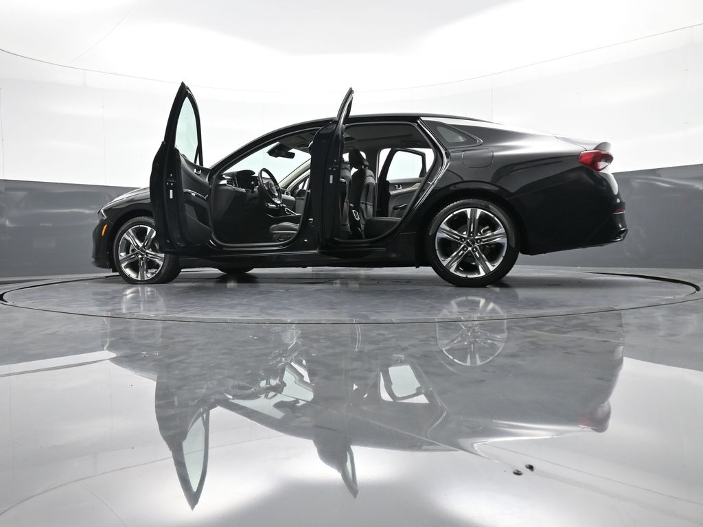 Vehicle image 29 of 49