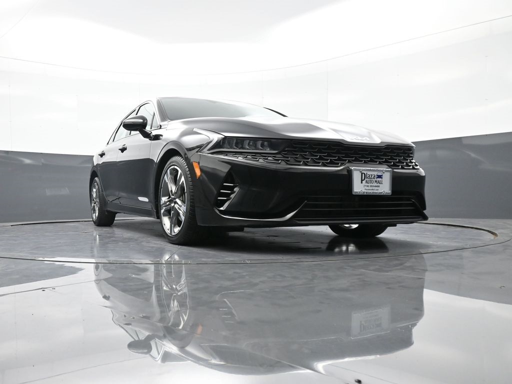 Vehicle image 13 of 49