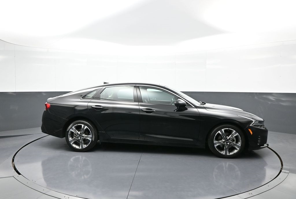 Vehicle image 14 of 49