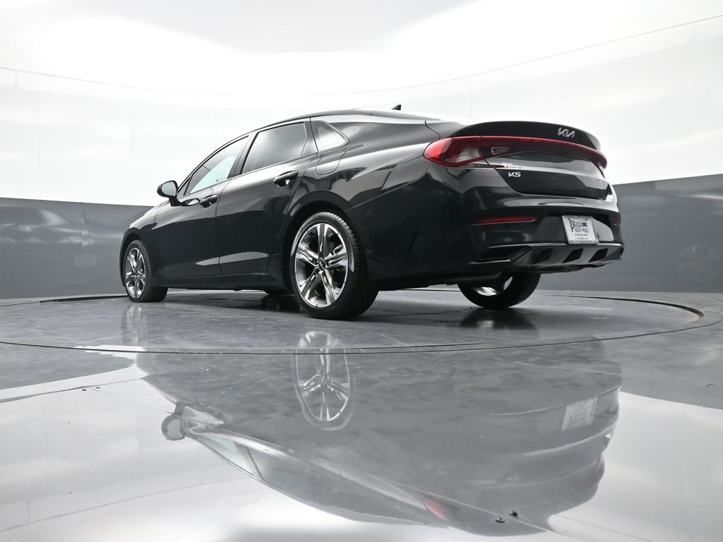 Vehicle image 24 of 49