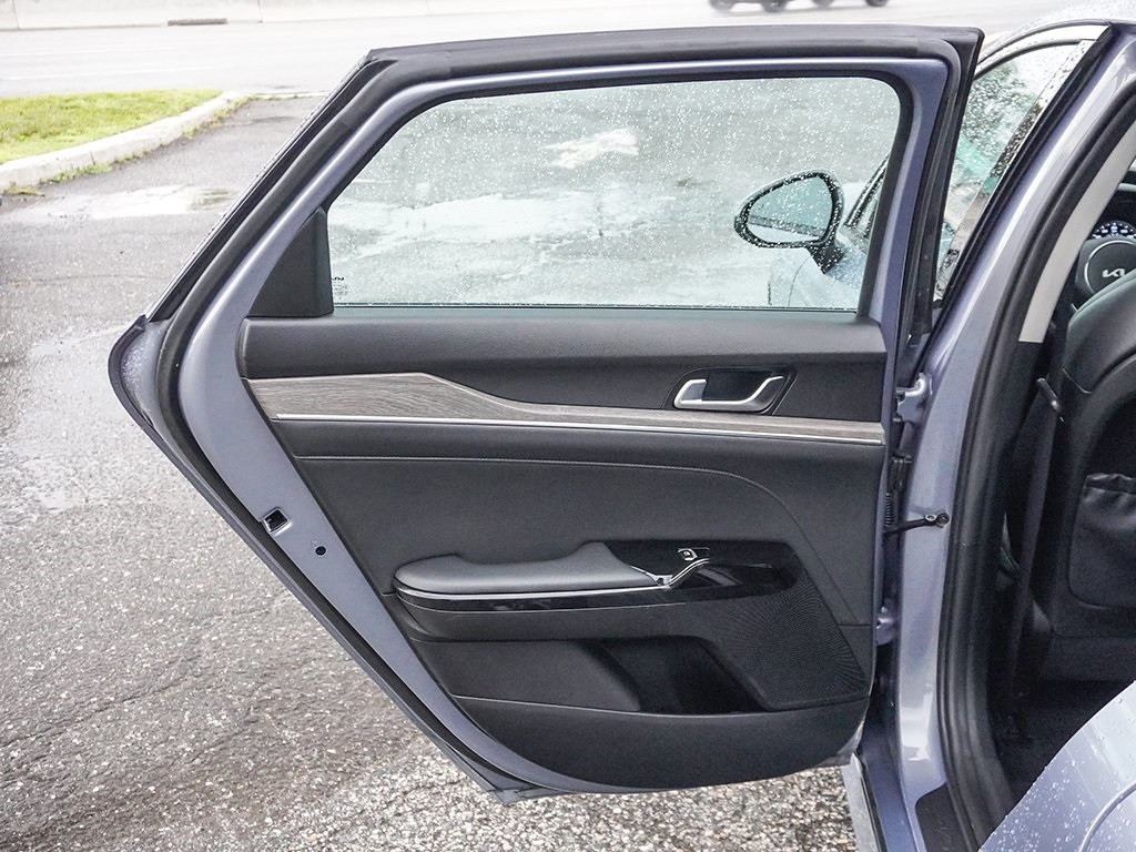 Vehicle image 44 of 65