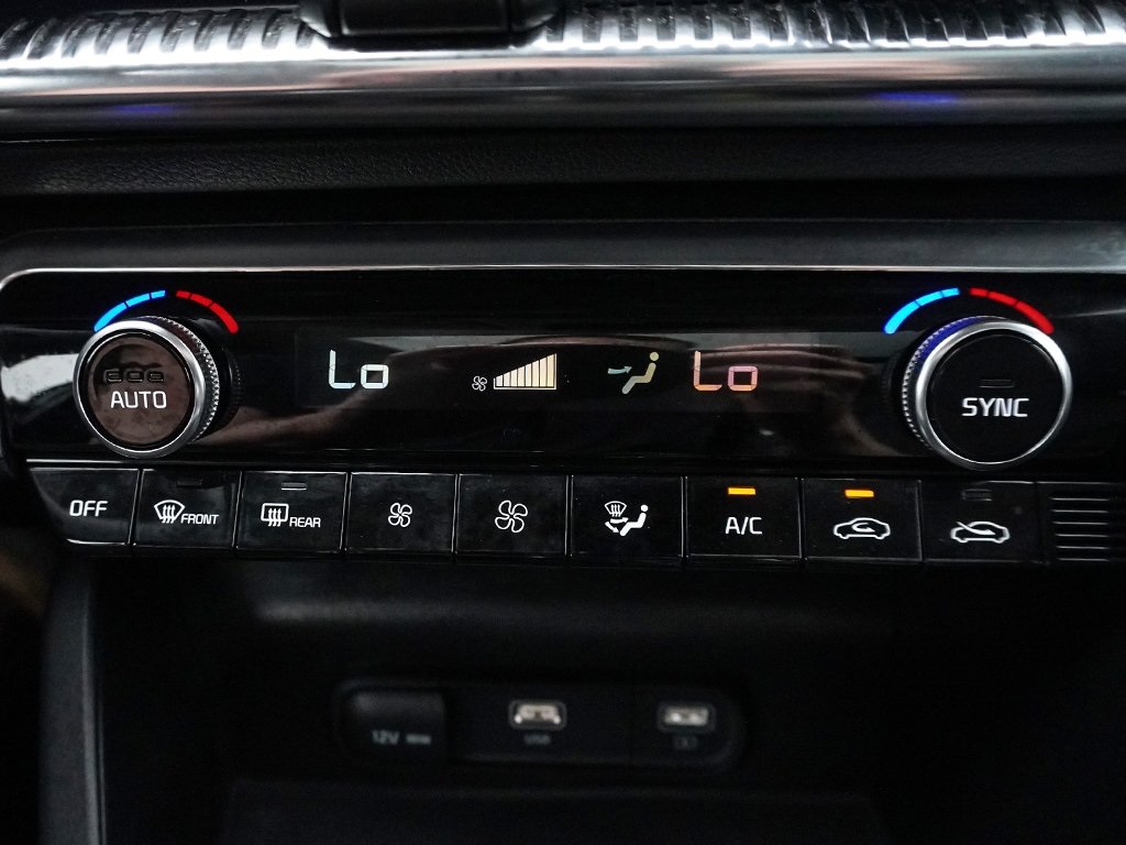 Vehicle image 54 of 65