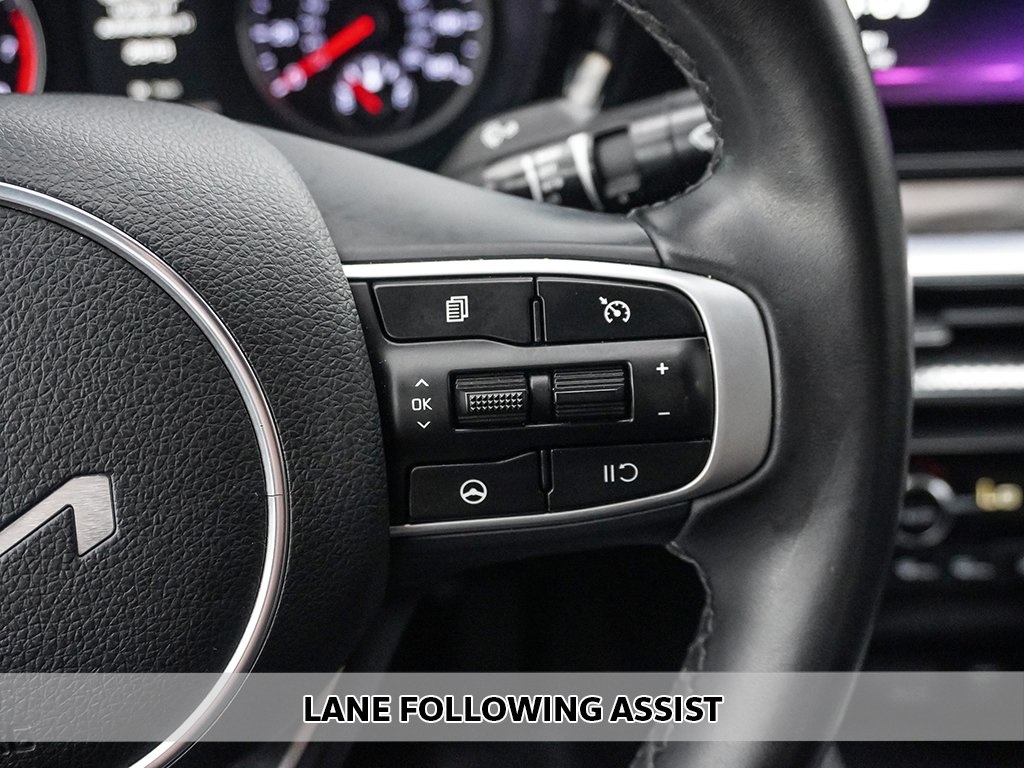 Vehicle image 55 of 65