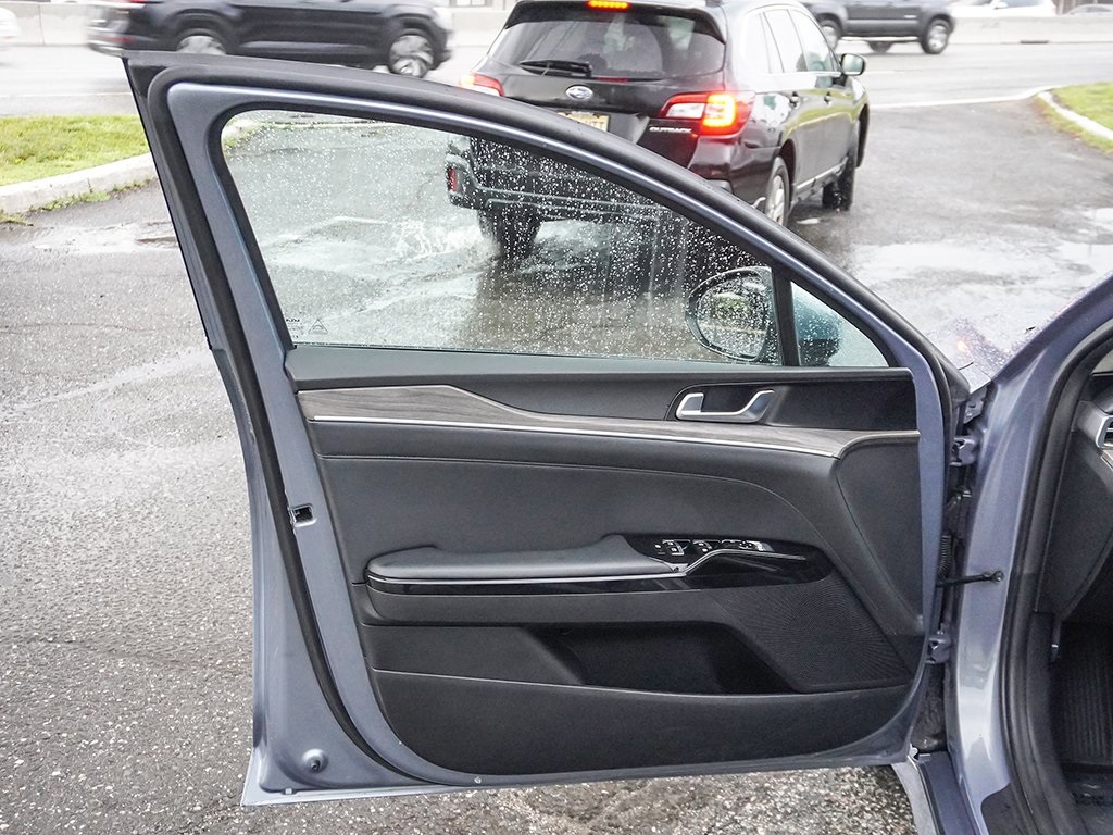 Vehicle image 65 of 65