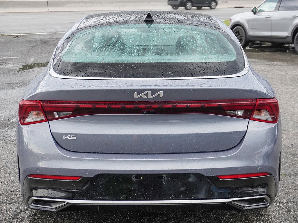 Vehicle image 9 of 65