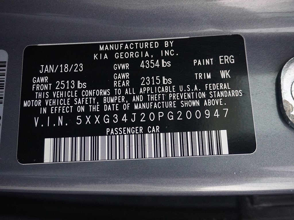Vehicle image 51 of 65