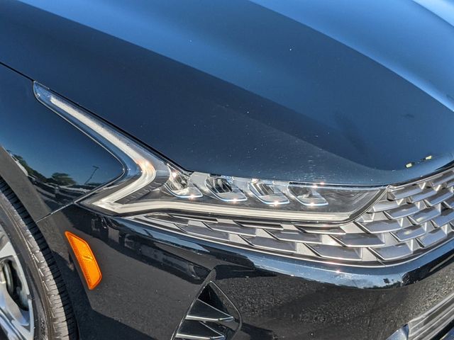 Vehicle image 8 of 25
