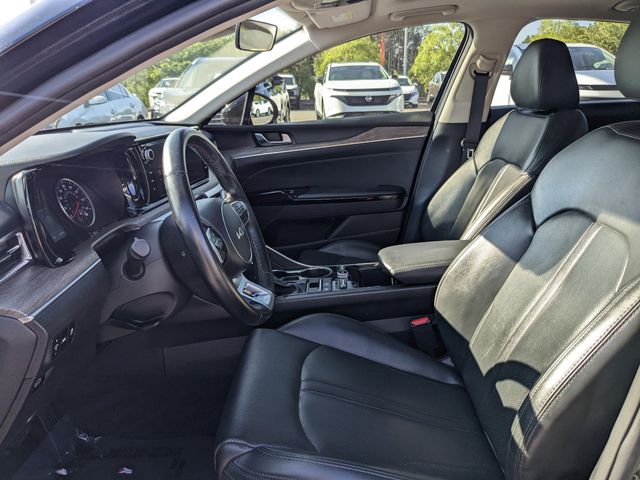 Vehicle image 15 of 25