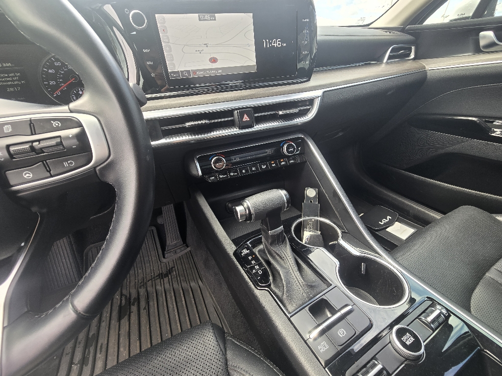 Vehicle image 11 of 29