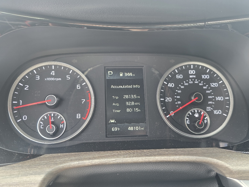 Vehicle image 22 of 29