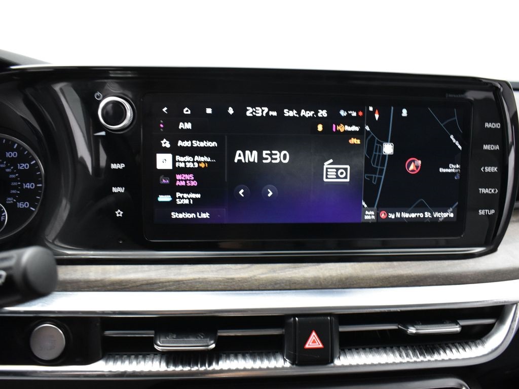 Vehicle image 24 of 27