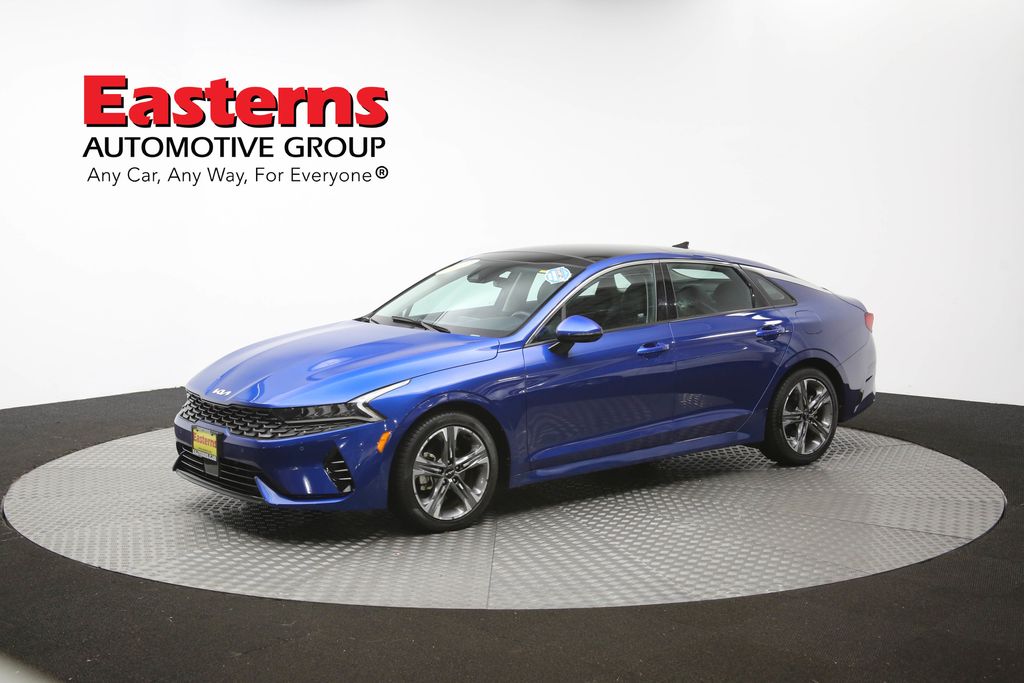 Vehicle image 30 of 65