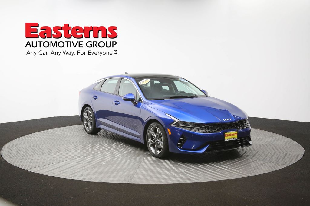 Vehicle image 26 of 65