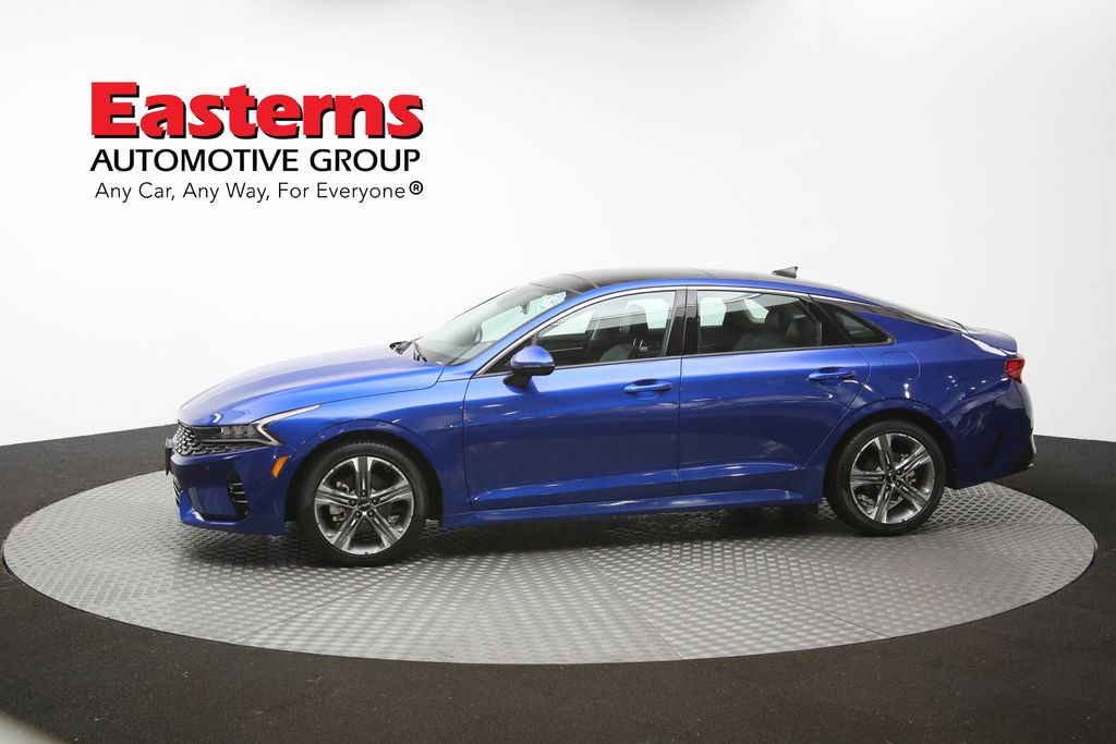 Vehicle image 32 of 65