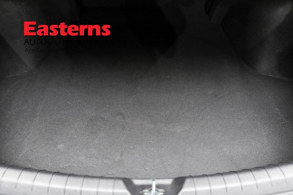Vehicle image 39 of 65