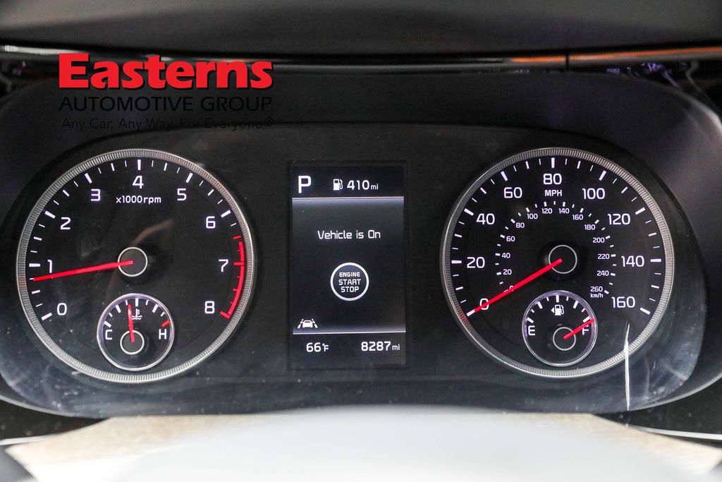 Vehicle image 47 of 65