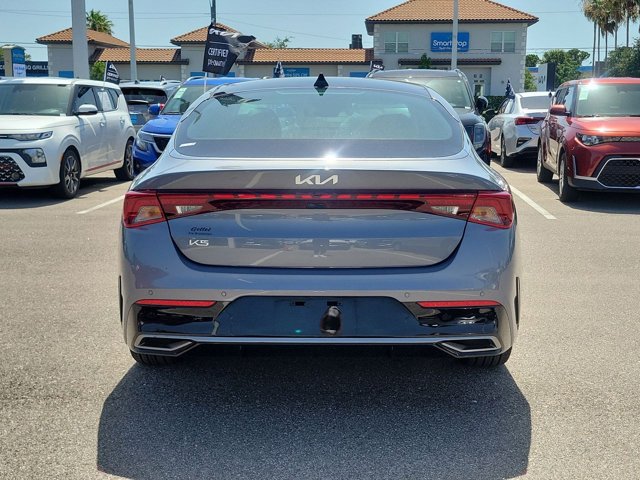 Vehicle image 7 of 31