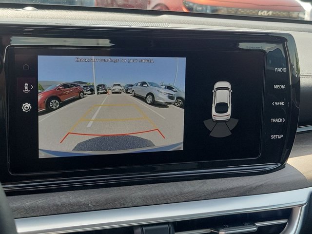 Vehicle image 22 of 31