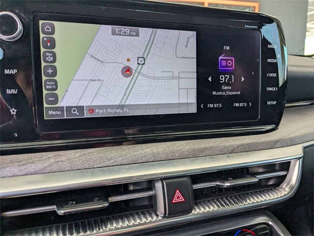 Vehicle image 17 of 37