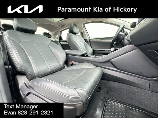 Vehicle image 31 of 32