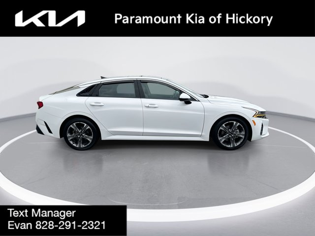 Vehicle image 5 of 32