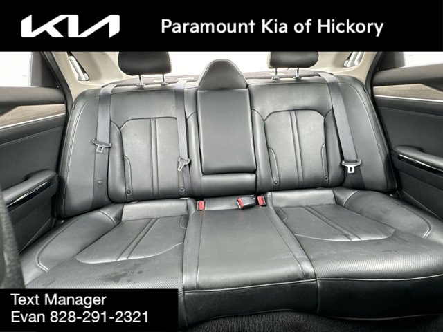 Vehicle image 13 of 32