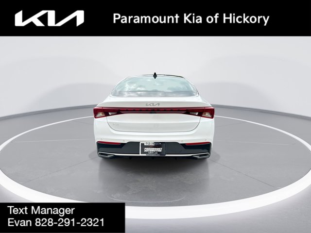 Vehicle image 7 of 32