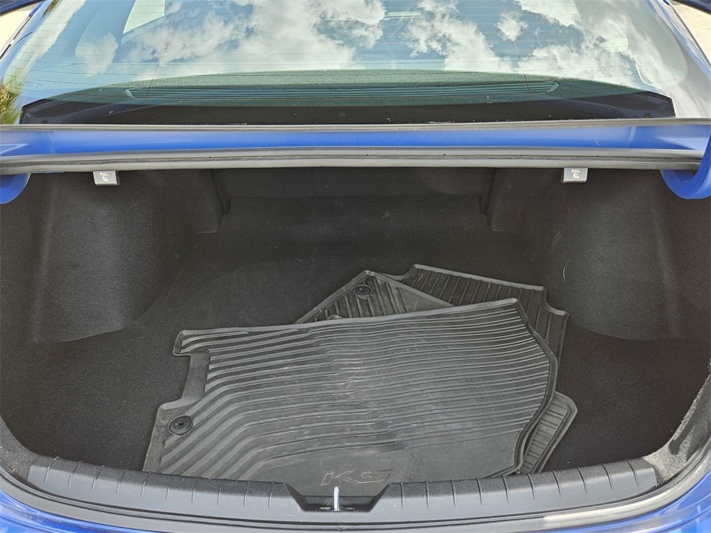 Vehicle image 29 of 44