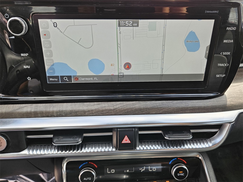 Vehicle image 18 of 44