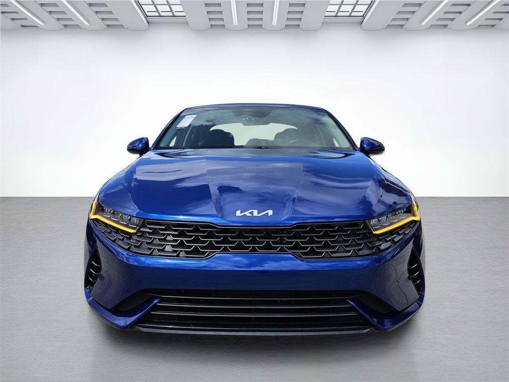 Vehicle image 3 of 44