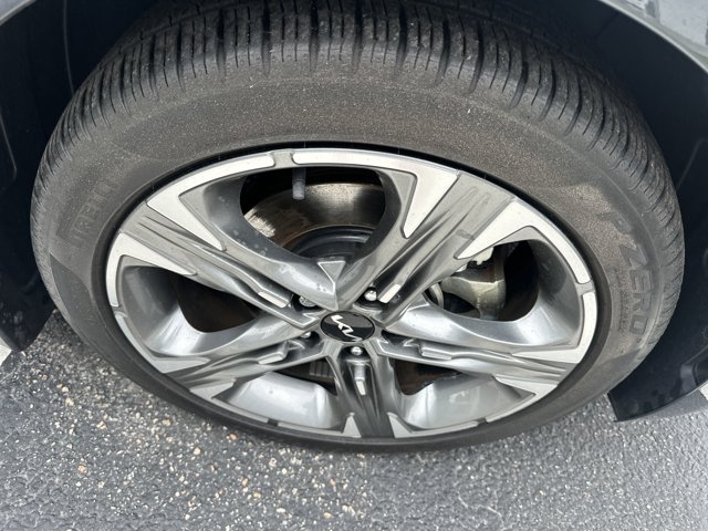 Vehicle image 6 of 20