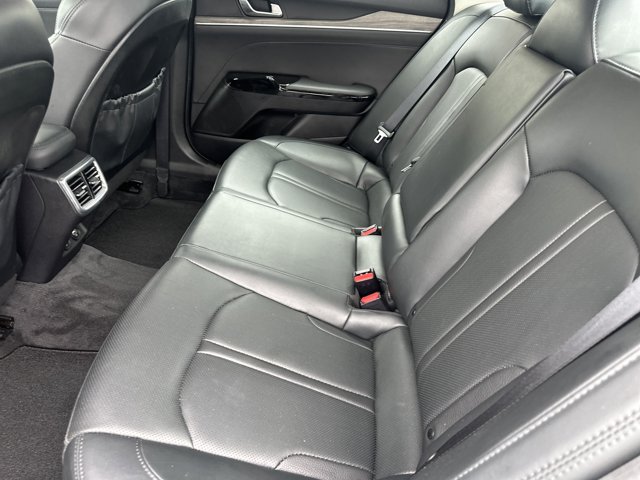Vehicle image 12 of 20