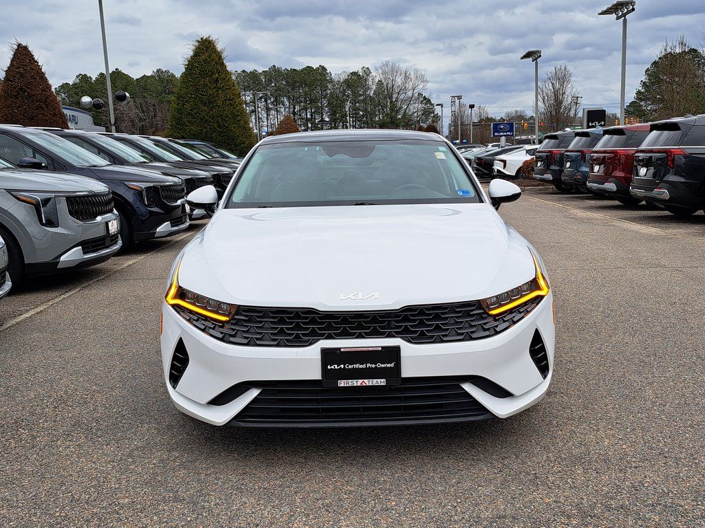 2023 Kia K5 EX Image 3 of 32