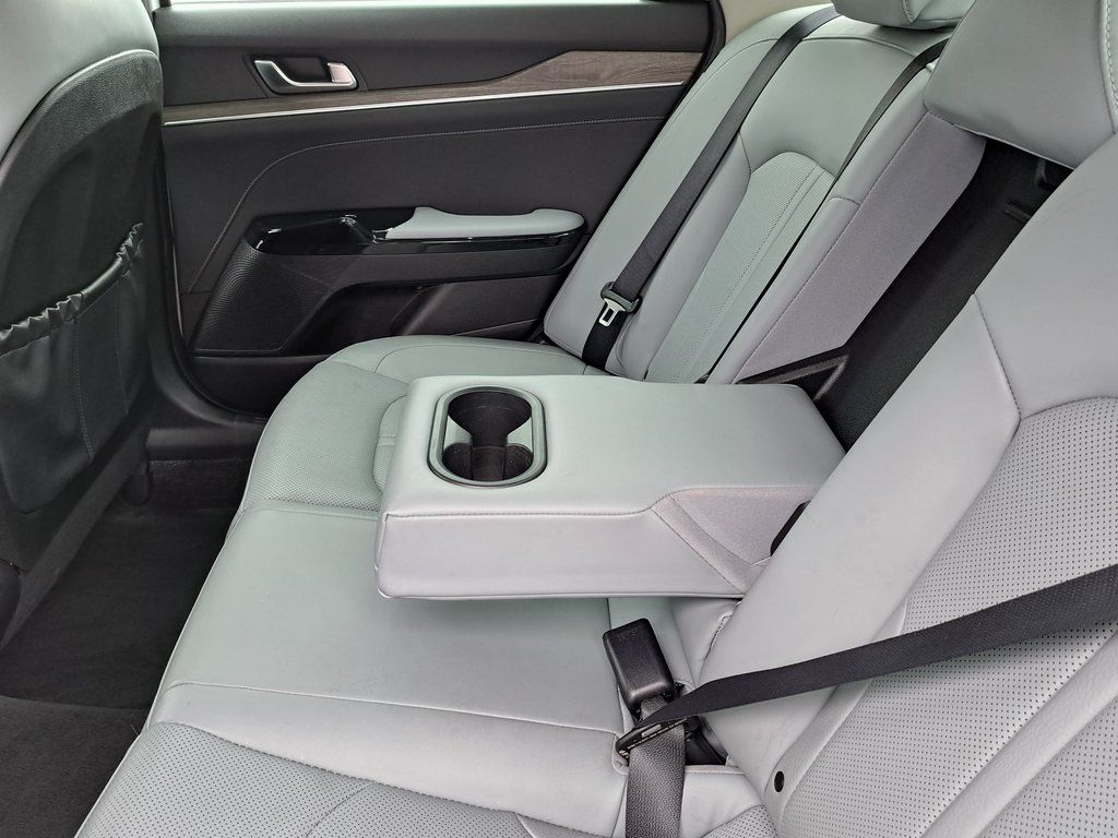 2023 Kia K5 EX Image 14 of 32