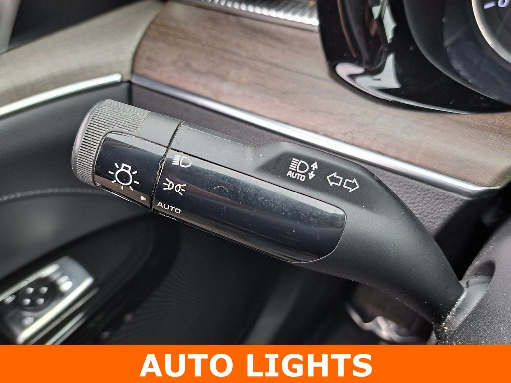 2023 Kia K5 EX Image 28 of 32