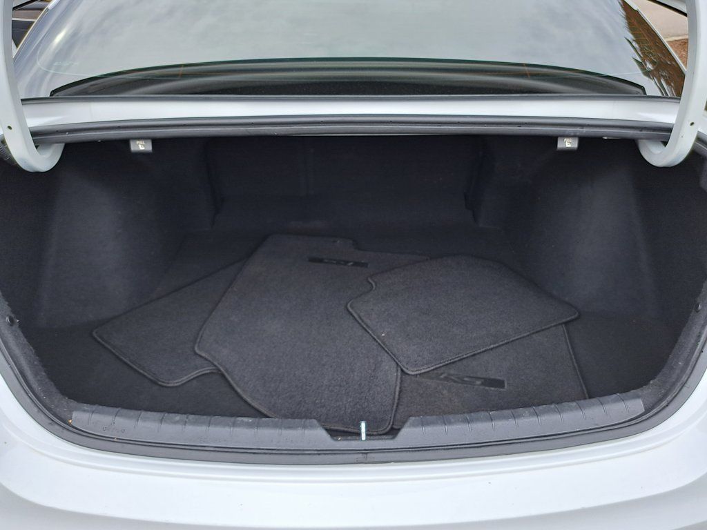 2023 Kia K5 EX Image 11 of 32