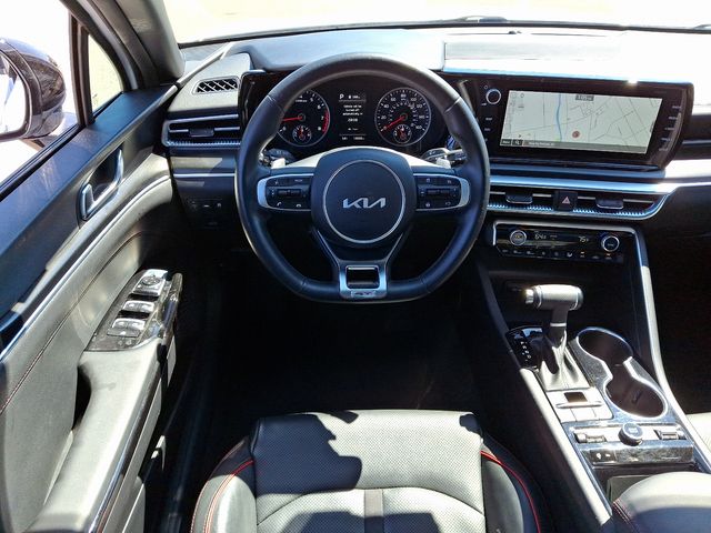 Vehicle image 13 of 35