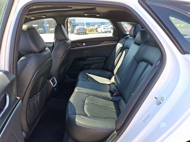 Vehicle image 12 of 35