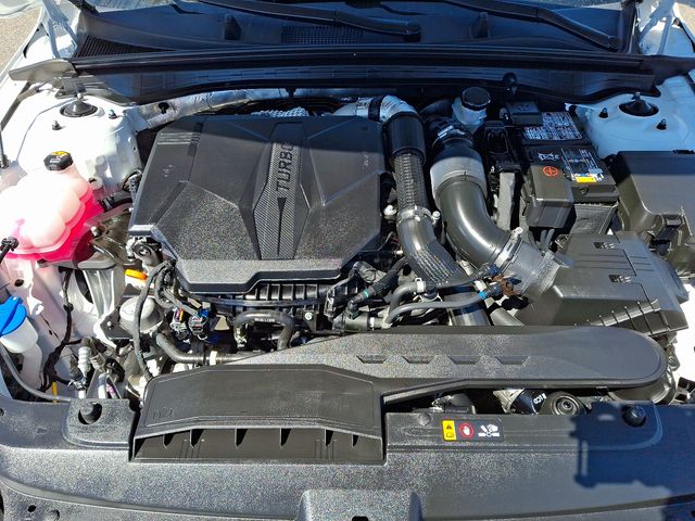 Vehicle image 31 of 35