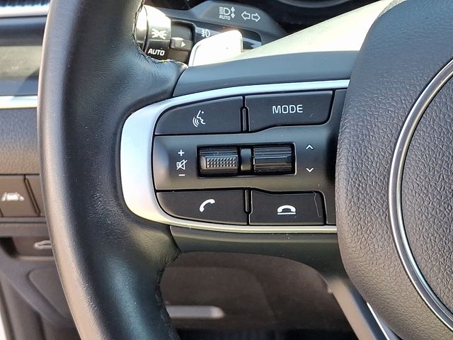 Vehicle image 24 of 35