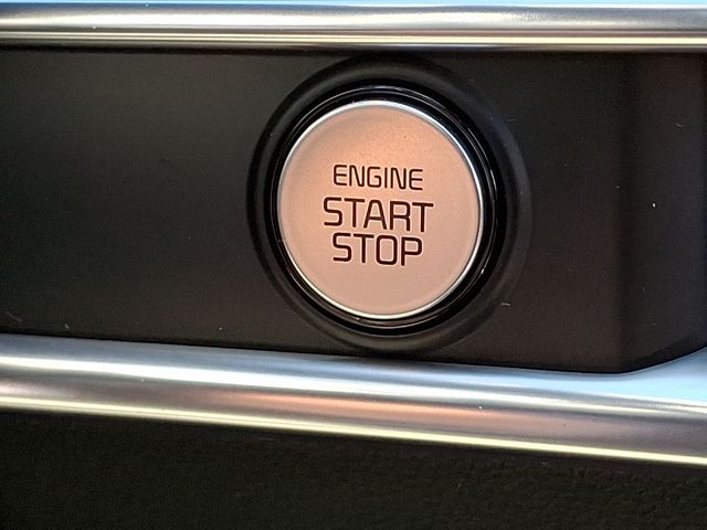 Vehicle image 26 of 35