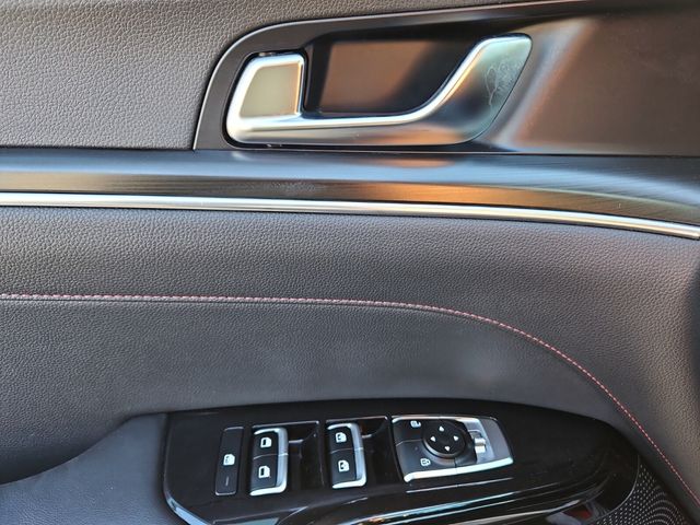 Vehicle image 34 of 35