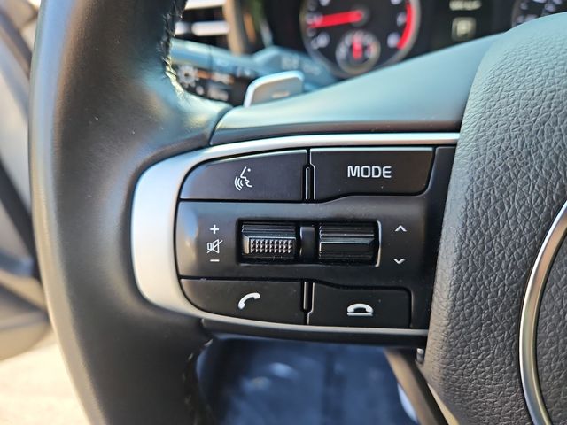 Vehicle image 32 of 35